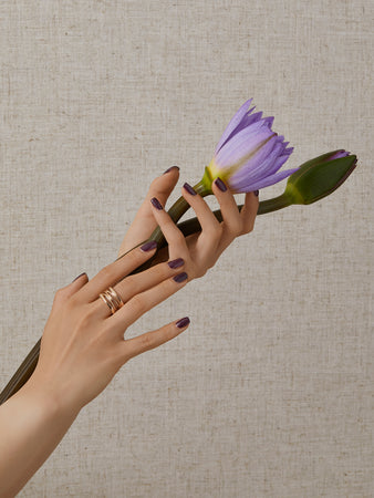 Vegan Nail Polish for Sensitive Nails: Finding the Perfect Choice for Your Delicate Fingertips